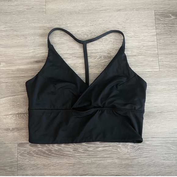 Bundle Lululemon pocket capri twist and pivot bra - Picture 8 of 8